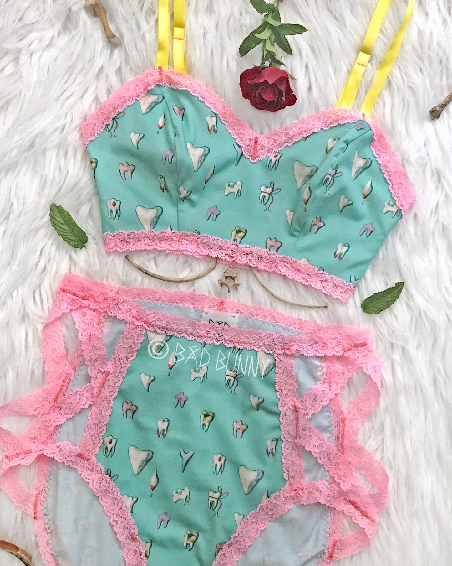 Lace High-waisted Undies - Spearmint Teeth - MTO