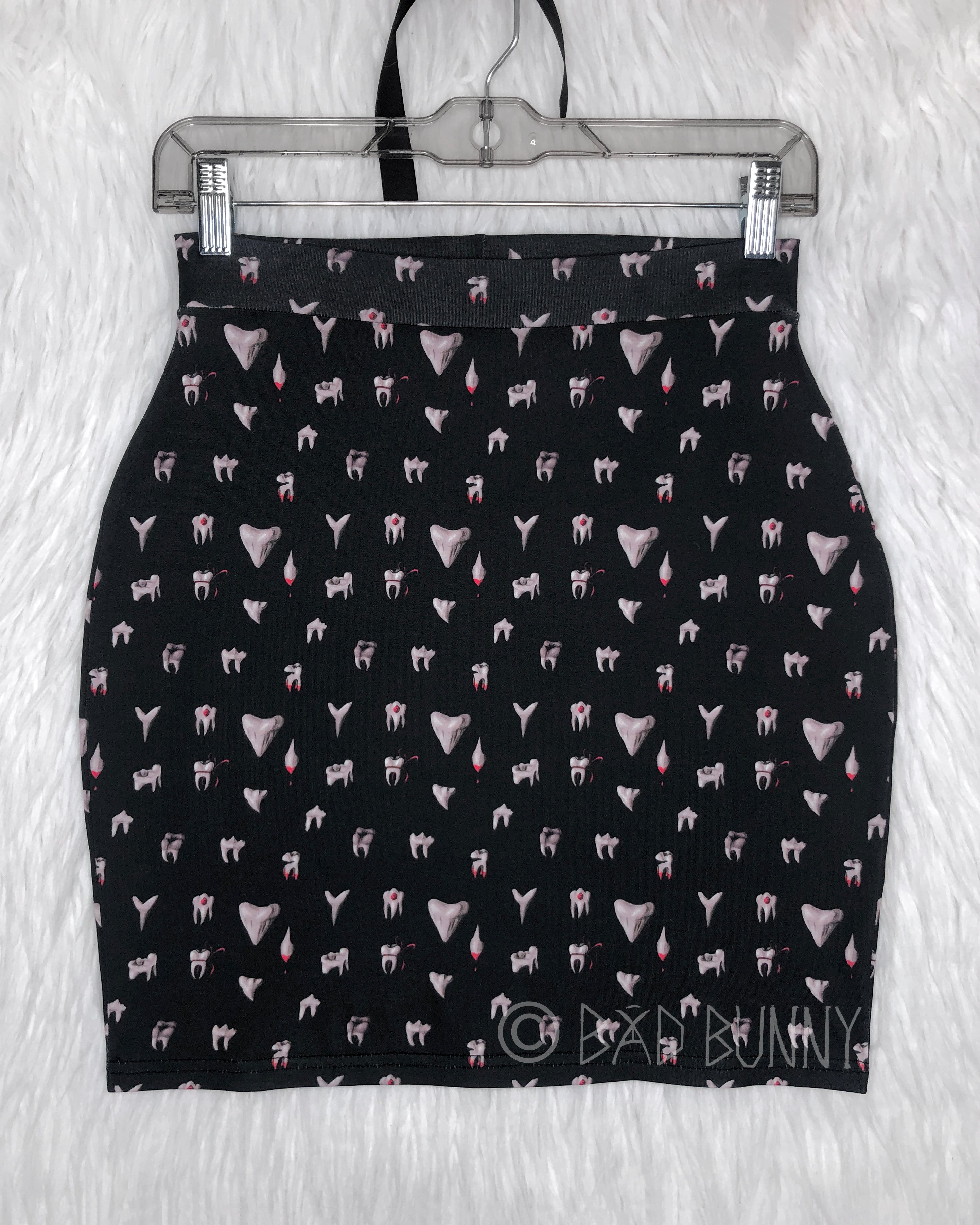 Miniskirt - Black Teeth - MTO